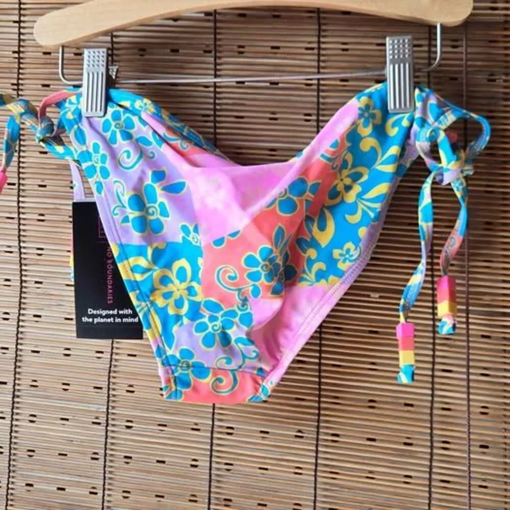 Time and Tru Women's Side Tie Bikini Bottom Multicolor Size M (8-10) NWT